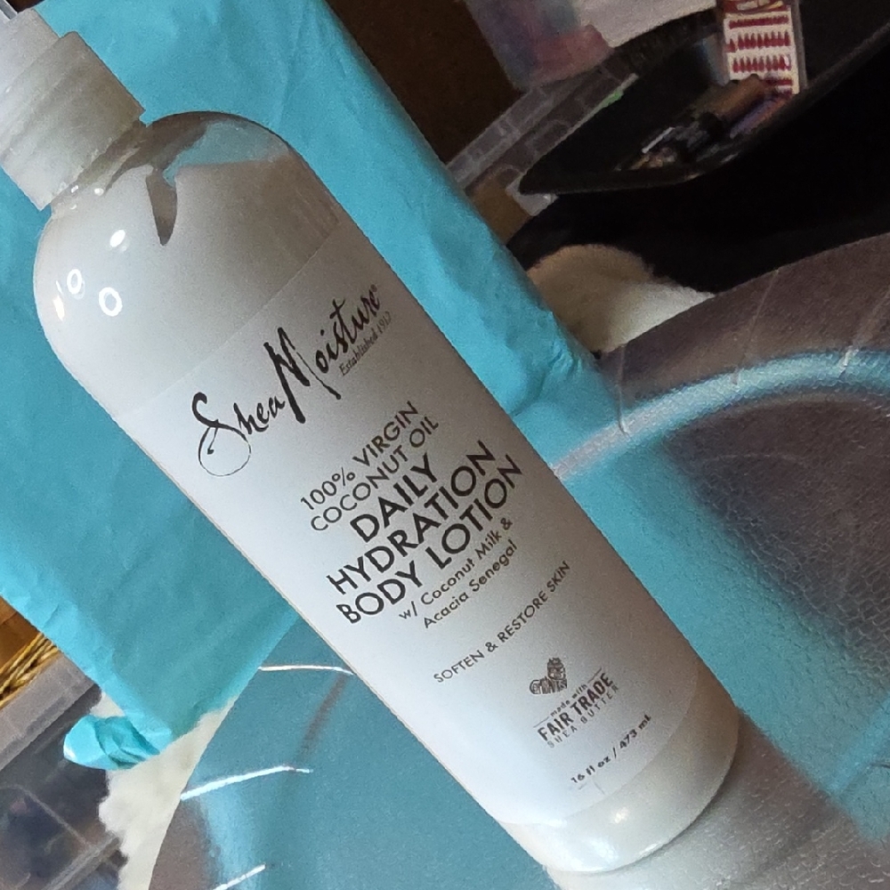 Shea Moisture Virgin Coconut Daily Body Lotion In 16 Ounce